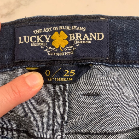 Lucky Brand, women’s size 0/25 super stretchy denim - Picture 5 of 8